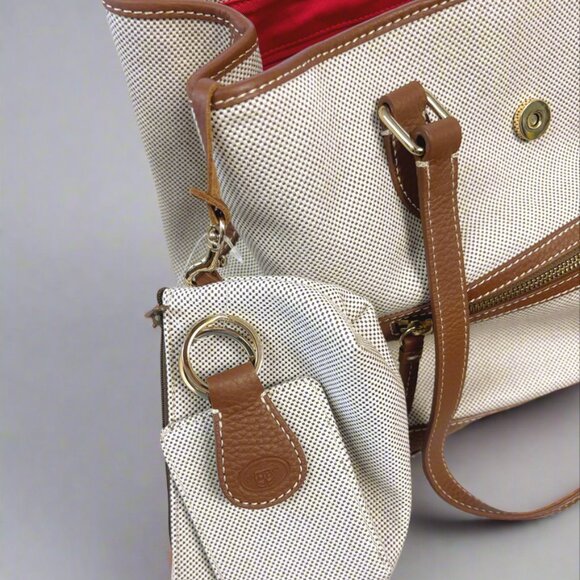 Dooney & Bourke cream and chestnut bag, NEW WITH TAGS! - Picture 3 of 4